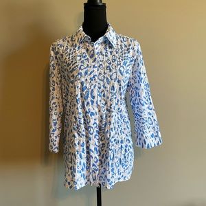 D&Co Woman’s Button down top